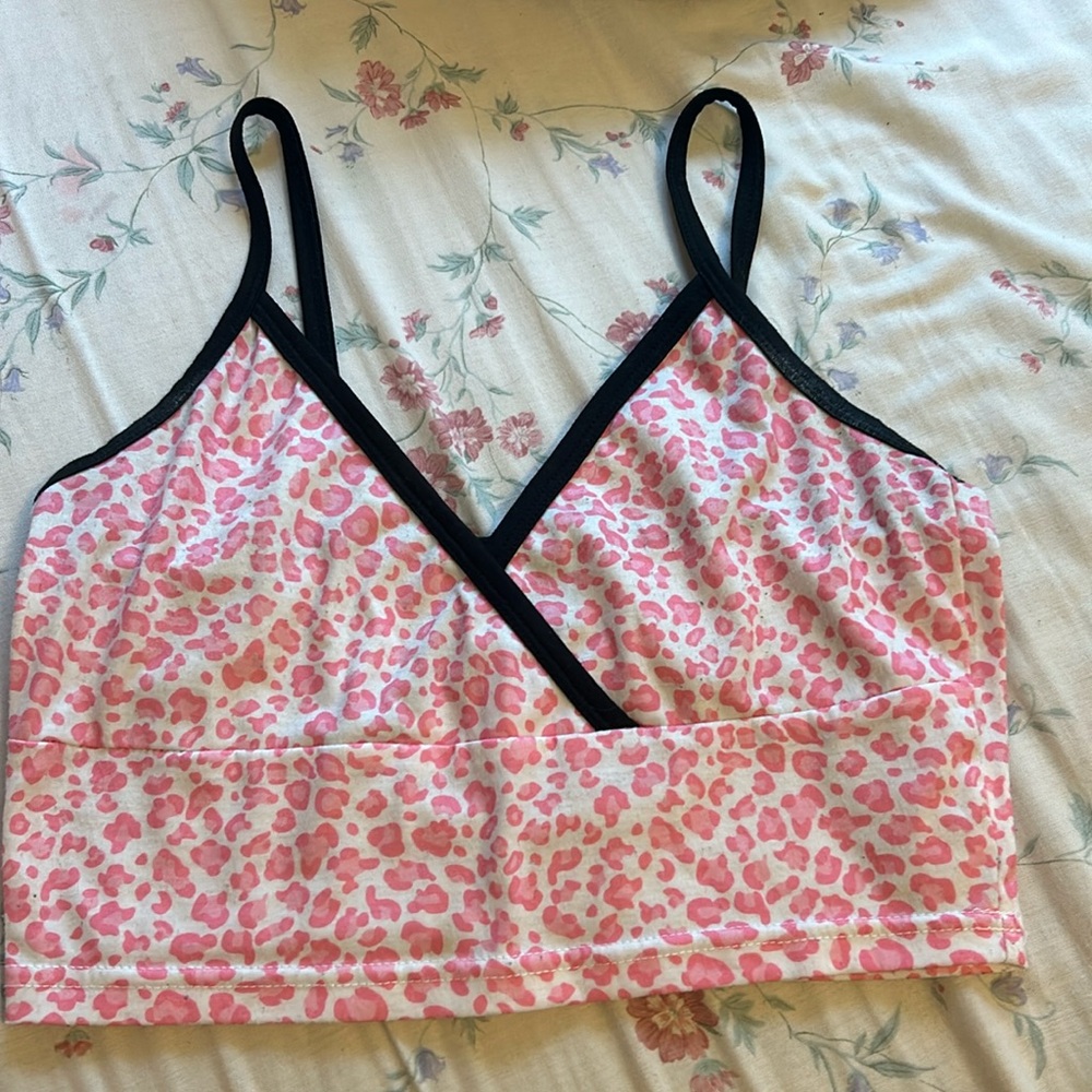 Pink Cheetah Print V-Neck Crop Top